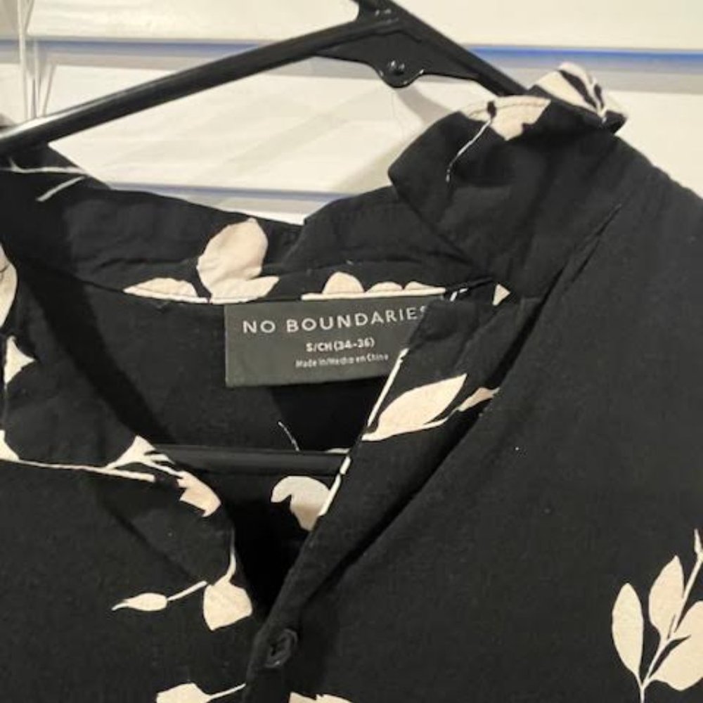 button down - Picture 2 of 2